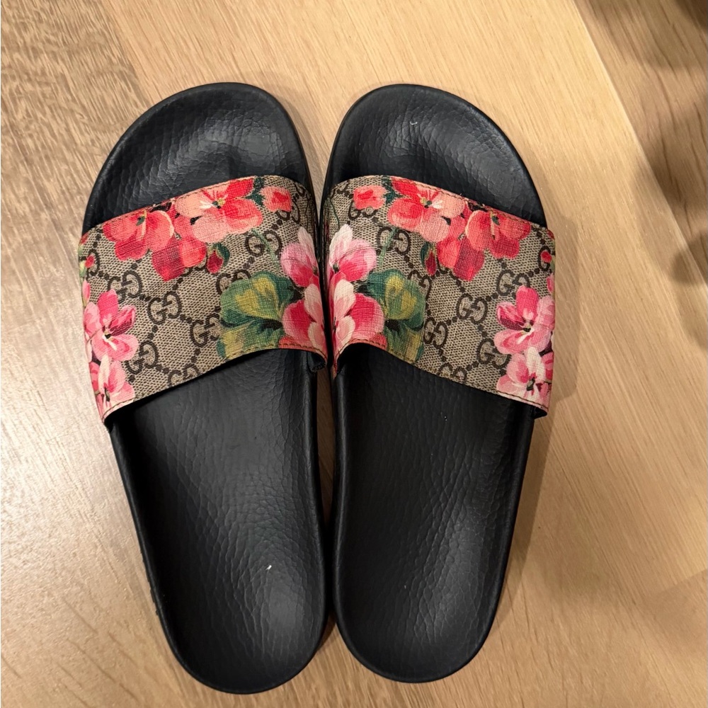 Gucci Women's Floral Slide Sandals